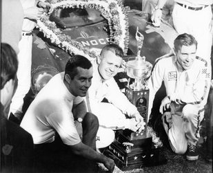 Roger Penske, Mark Donohue & Chuck Parsons